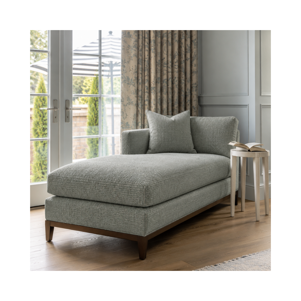 Sabrina Chaise
